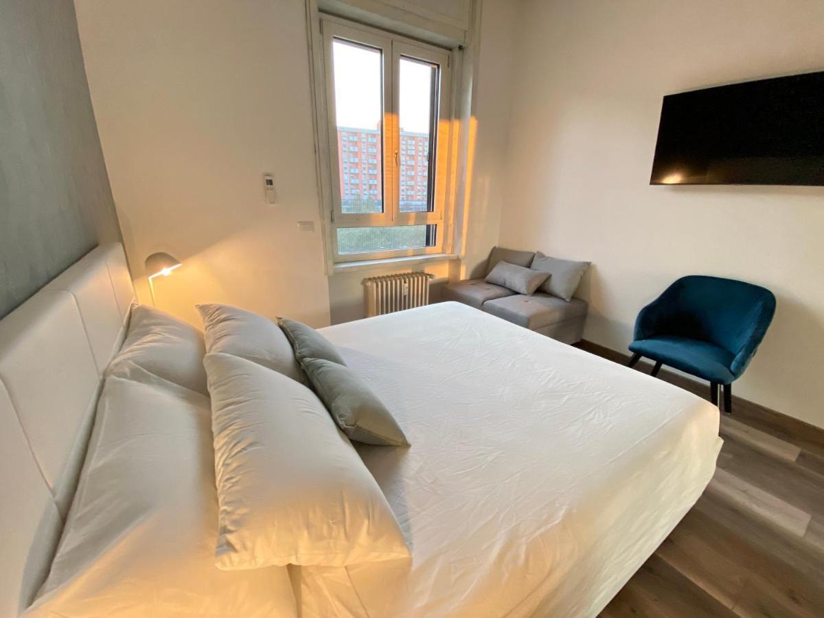 Suite Boutique Moscova Milan Bagian luar foto