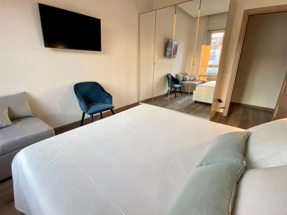 Suite Boutique Moscova Milan Bagian luar foto