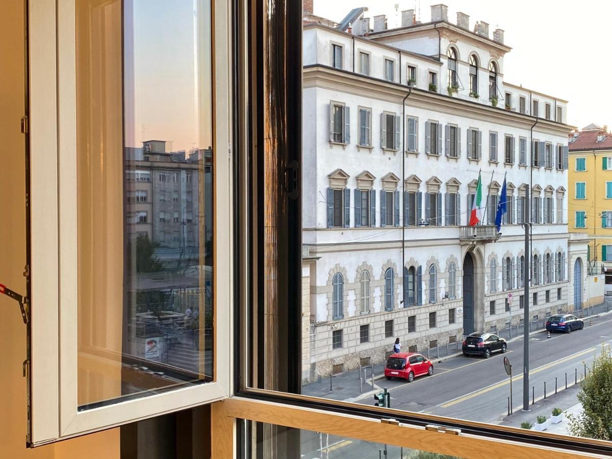 Suite Boutique Moscova Milan Bagian luar foto