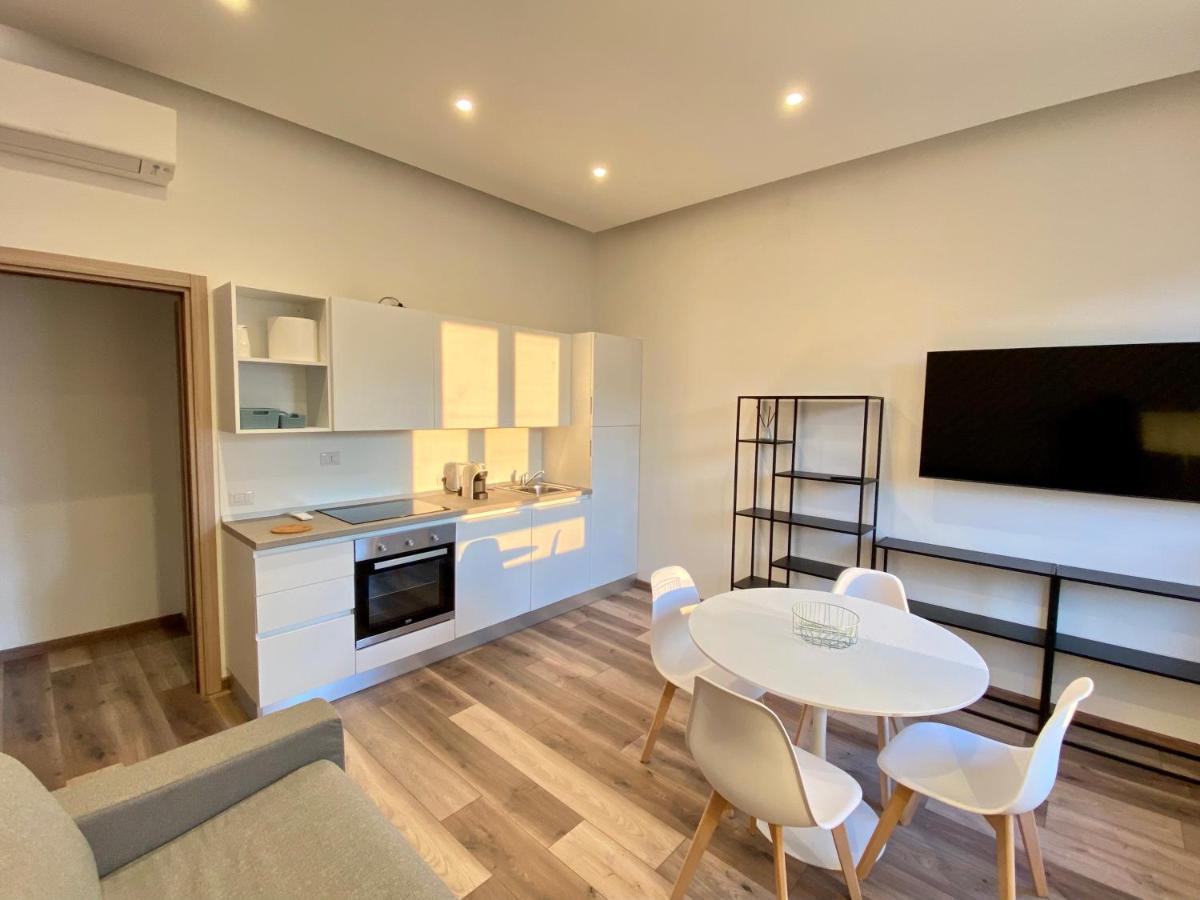 Suite Boutique Moscova Milan Bagian luar foto